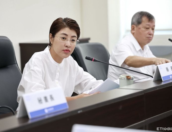 政院提年度總預算追加案...補助款歸位　許淑華：投縣明年零負債
