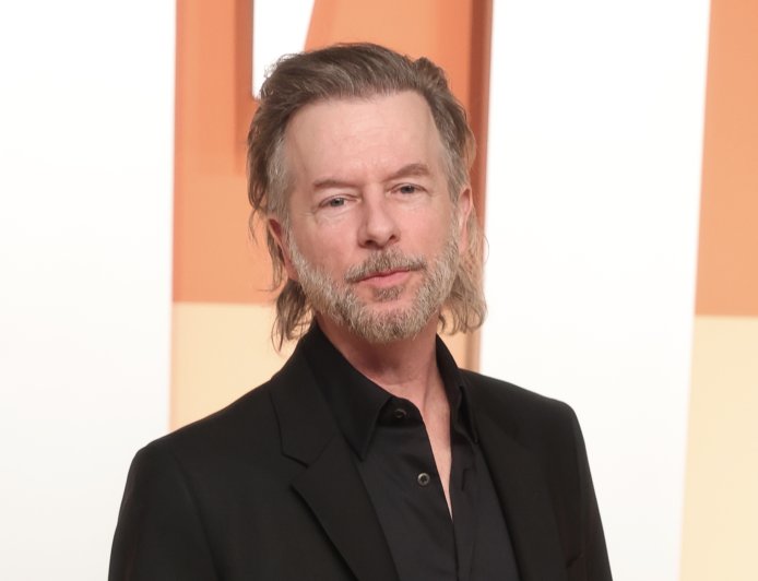 David Spade Considered Using a Gun to Scare Off Five Men Who Followed Him Home to Get His Autograph to Sell: ‘Get the F— Out of Here… It’s Not Fans. It’s a Business’