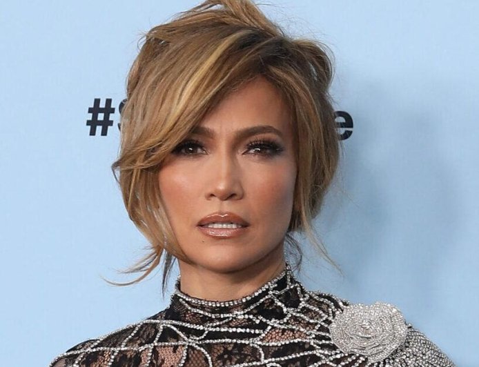 Jennifer Lopez's 17-Year-Old Daughter, Emme, Is The Singer's Carbon Copy In Wholesome New Photo