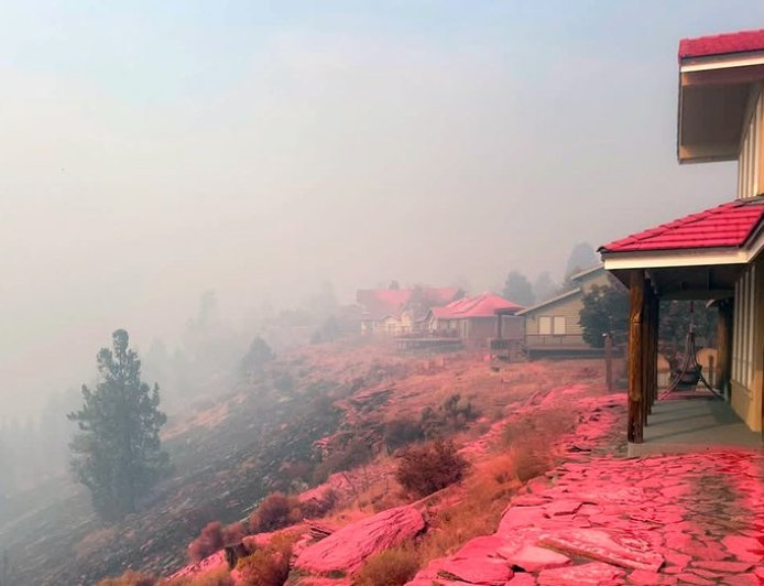 Oregon wildfire threatens thousands of homes as officials issue ominous warning