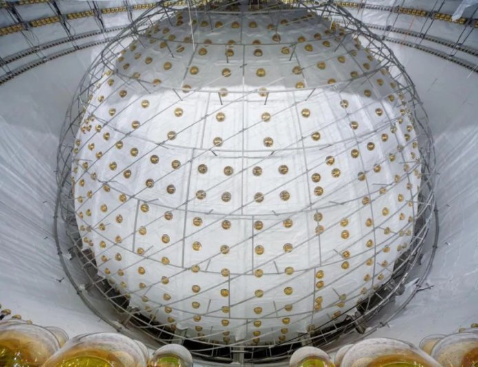 全球首个！我国江门中微子实验正式运行，位于地下 700 米