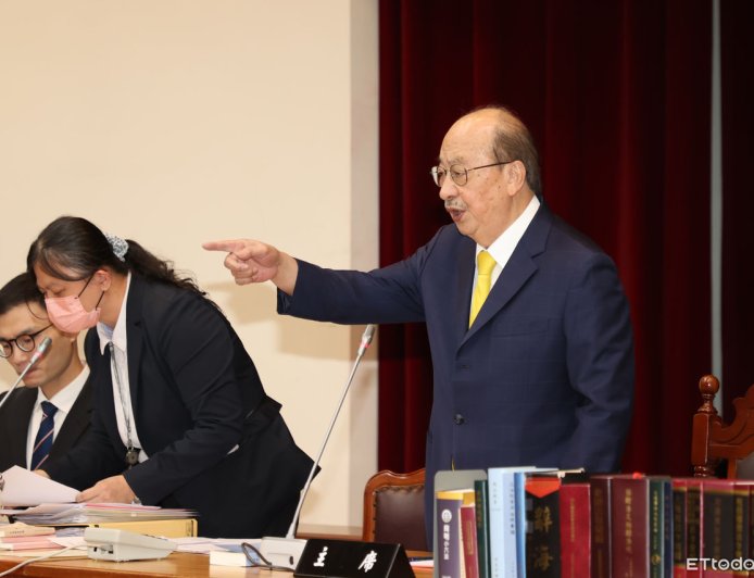 逼宮柯建銘釋兵權？　總統府：幹部去留由黨團選舉決定　