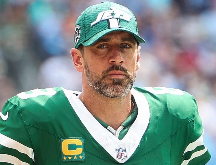 New York Jets WAGs 'Never Saw' Aaron Rodgers' Mysterious Wife