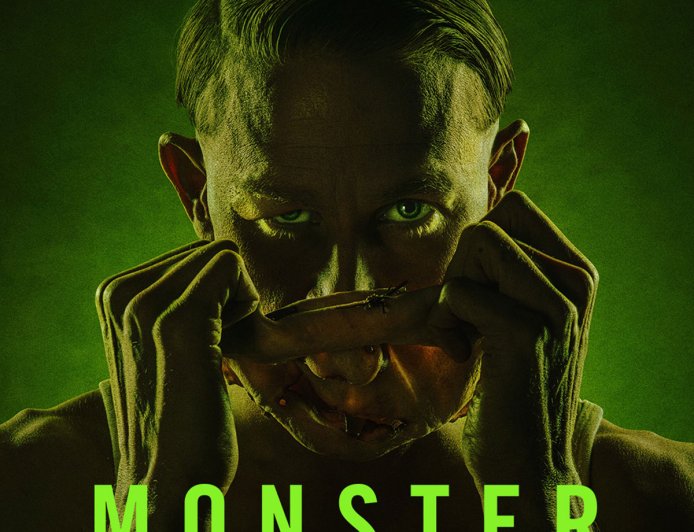 See the Terrifying 1st Look at Charlie Hunnam as Ed Gein in 'Monster'