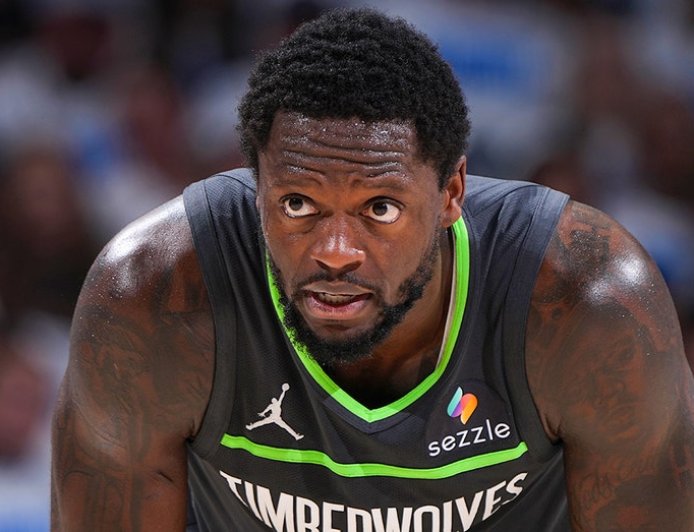 Timberwolves star Julius Randle reacts to tragic Minneapolis mass shooting: 'We gotta be better'