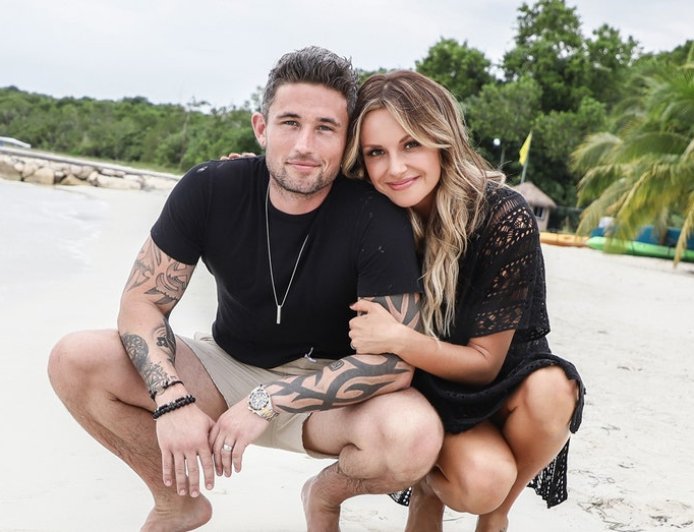 Carly Pearce confesses she instantly regretted marrying Michael Ray before quick divorce