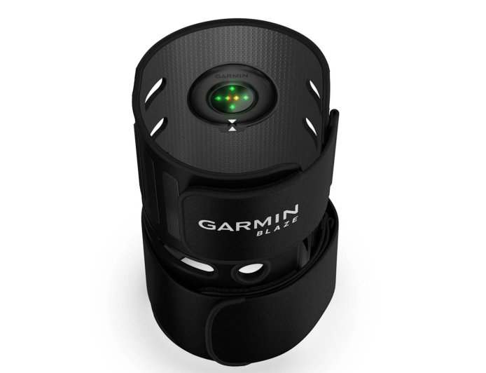 佳明推出 Blaze：其首款为马匹打造的智能健康追踪器，重 74 克、售 599 美元