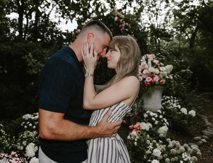 Fans Think Taylor Swift Will Join Travel Kelce for Cincinnati Bearcats Game