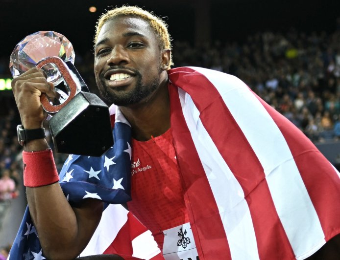 Noah Lyles chases down Olympic champion to set record with stunning $30k win