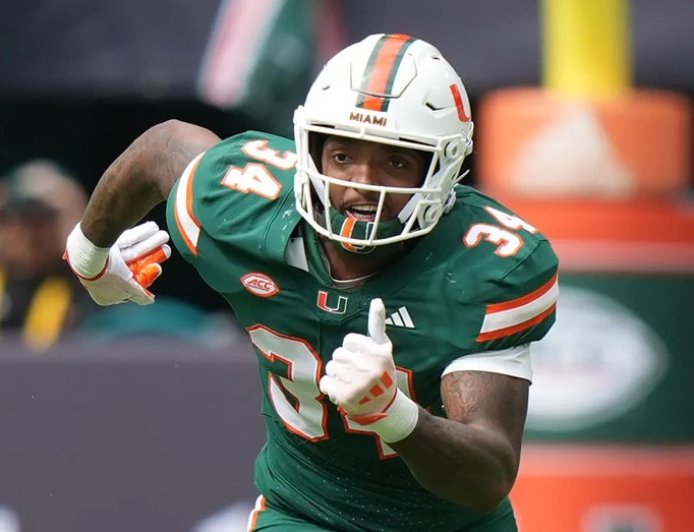 Miami football player Adarius Hayes surrenders to police on charges in fatal Florida crash