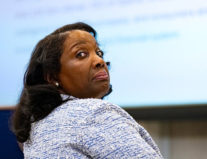 Lawyers for Cook, DOJ trade blows at high-stakes clash over Fed firing