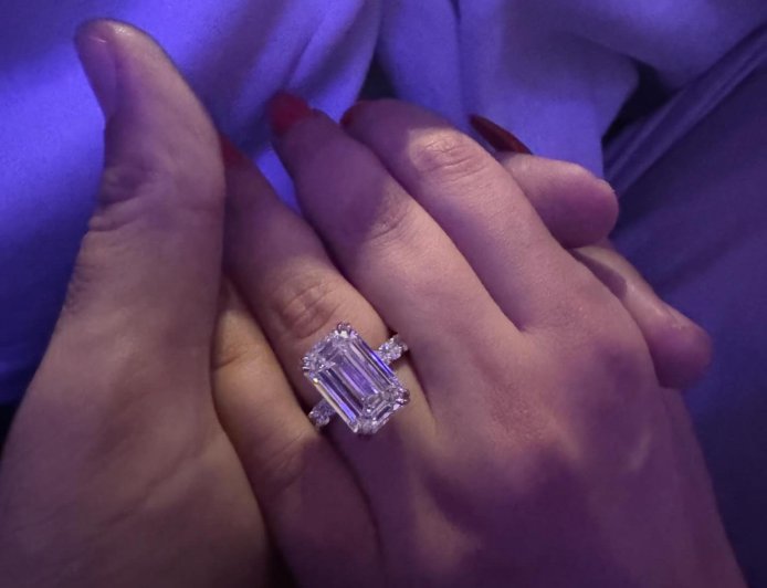 See the Dubai Princess' Huge $1.1M Engagement Ring From French Montana