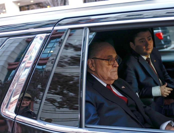 Rudy Giuliani injured in New Hampshire car crash after aiding domestic violence victim, spokesman says