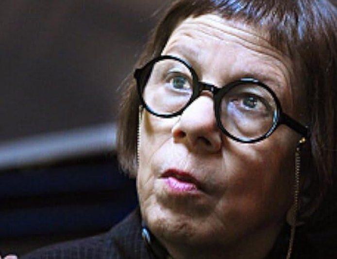 Oscar Winner Linda Hunt Looks 'Frightening' In Rare Public Outing