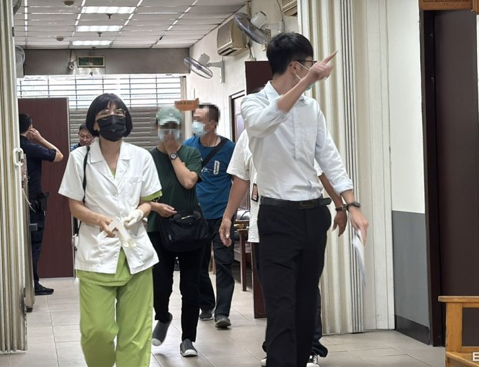 高雄玄案！伴女友腐屍突發狂攻擊醫
