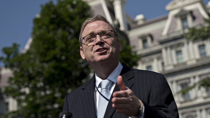Trump economic adviser fires back at NBC host over 'shooting the messenger' claim about BLS firing