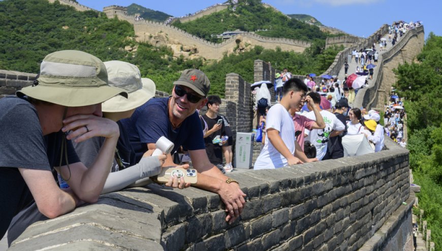 入境游升温，上半年中国旅行服务出口同比大增近七成