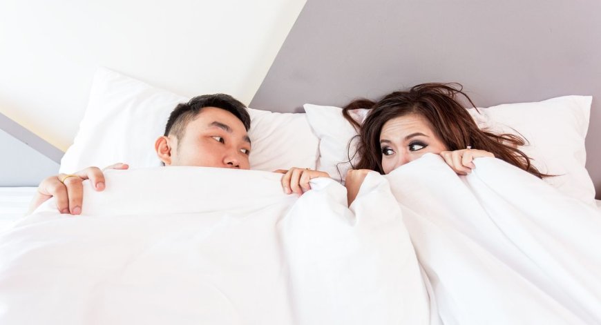 女照服員裸下體顧人夫！