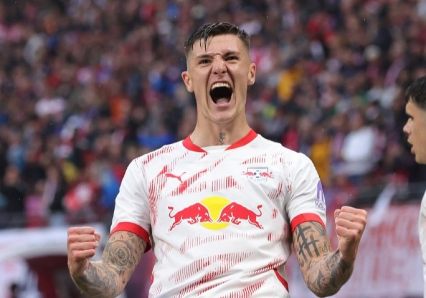 Benjamin Sesko to finally seal £74m Premier League transfer as RB Leipzig agree fee after Man United and Newcastle pursuit