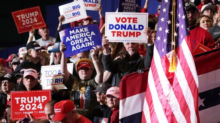 Washington Post's effort to court conservatives could drive away its liberal readers, ex-fact checker warns