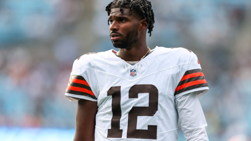 ‘What it’s supposed to look like’ – Shedeur Sanders’ position behind Dillon Gabriel questioned after ‘polished’ performance