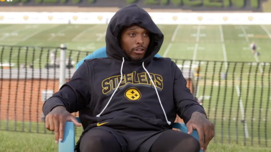 Jalen Ramsey throws subtle shade at Mike McDaniel and Dolphins as Mike Tomlin gives Aaron Rodgers injury update