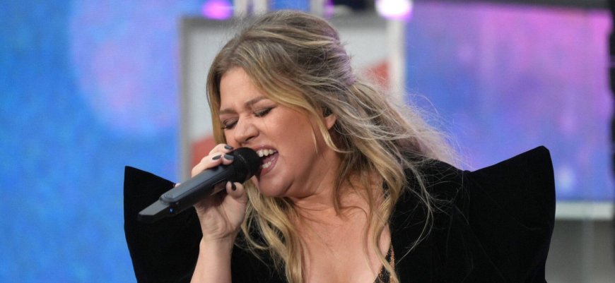 Kelly Clarkson Opts Out Of Texas Charity Event Days After Ex-Husband's Tragic Cancer Death