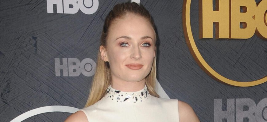 Sophie Turner's Engagement Breaking 'Wave' Claim Sparks Online Detective Frenzy