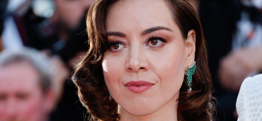 Aubrey Plaza Admits She Is 'Functioning' Amid 'Daily Struggle' Of Husband’s Death: 'It's Always There’