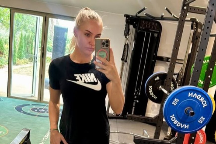 Charley Hull shares concerning update after freak car park injury