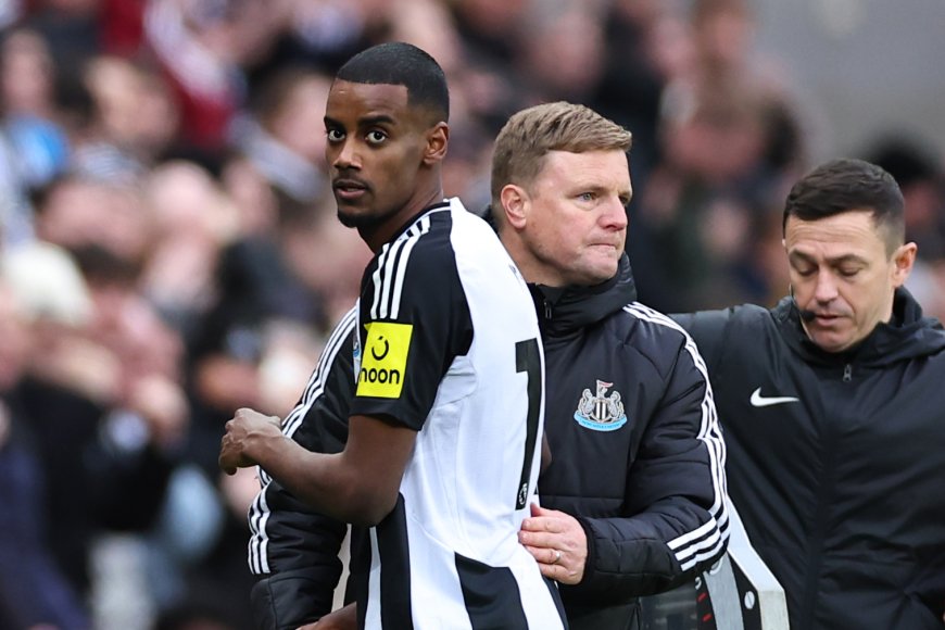 ‘He can’t do it’ – Simon Jordan tells Alexander Isak to name names after Newcastle claim