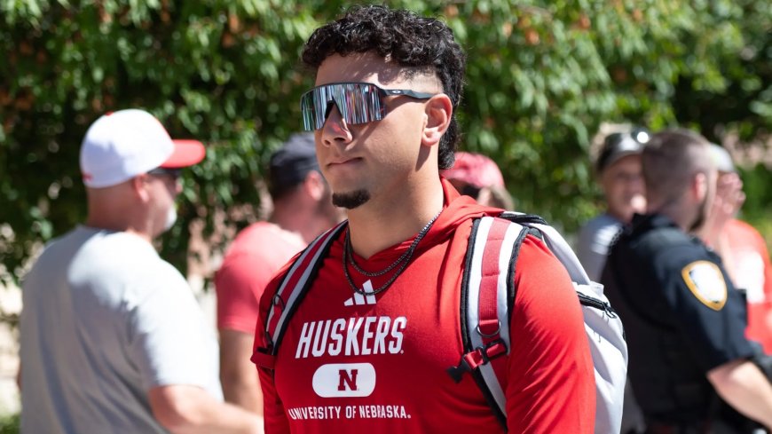 Patrick Mahomes has already made feelings clear regarding doppleganger Dylan Raiola as $3m deal emerges
