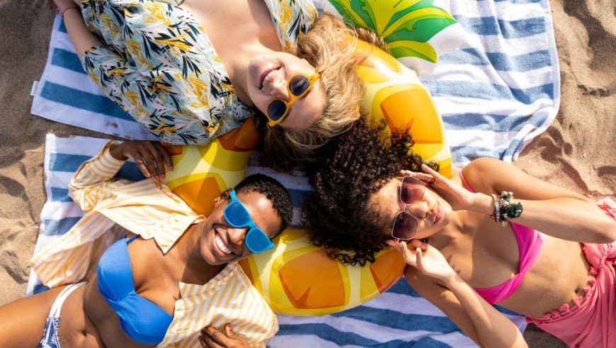 This Quick-Drying Beach Towel Is 'Absolutely Perfect'— Up to 50% Off