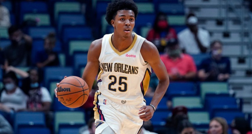 Warriors, Spurs Among Teams With Trade Interest In Trey Murphy III