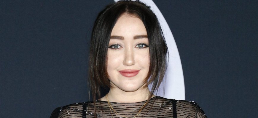 Noah Cyrus Breaks Silence On Drama With Family After Months Of Rumored Feud
