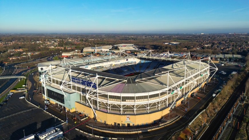 &#8216;Pivotal moment&#8217; &#8211; EFL giants complete purchase of their own stadium 20 years after building it