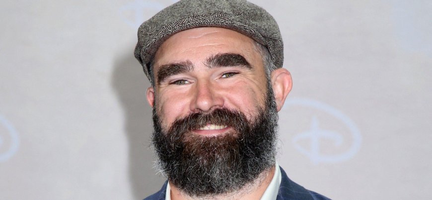 Online Users Share Outrageous Reactions To Former NFL Star Jason Kelce's Recent Transformation Pics