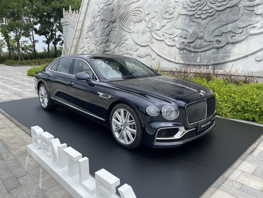 全球仅一台，宾利飞驰 MULLINER“熊猫”特别版发布