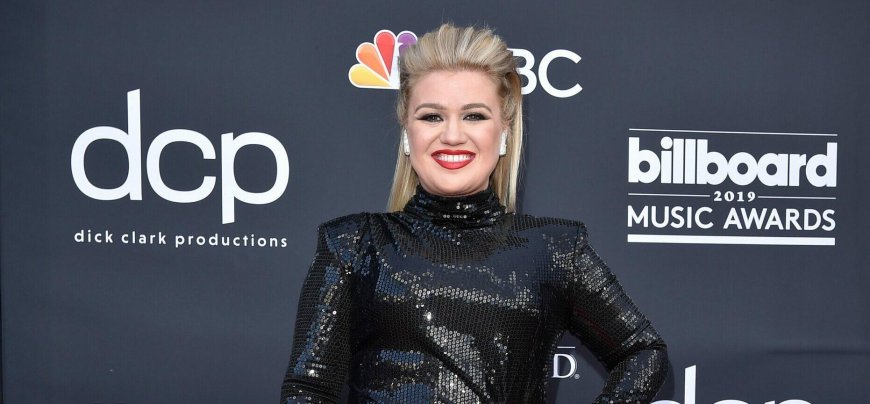 Kelly Clarkson Spends $22K on Finding 'Healing' & 'Renewal' After Ex Brandon Blackstock's Passing
