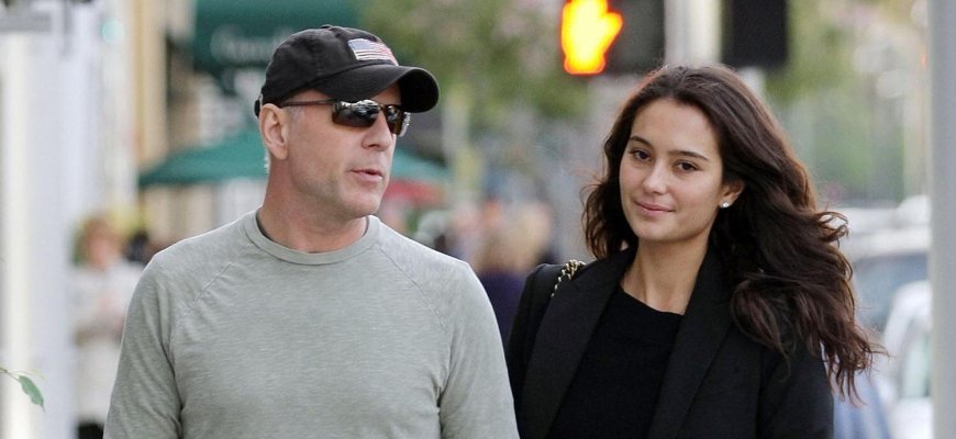Bruce Willis' Wife Tearfully Admits Family Only Gets ‘Moments’ Of His Personality ‘Not Days’: ‘It’s Just So Hard To See’