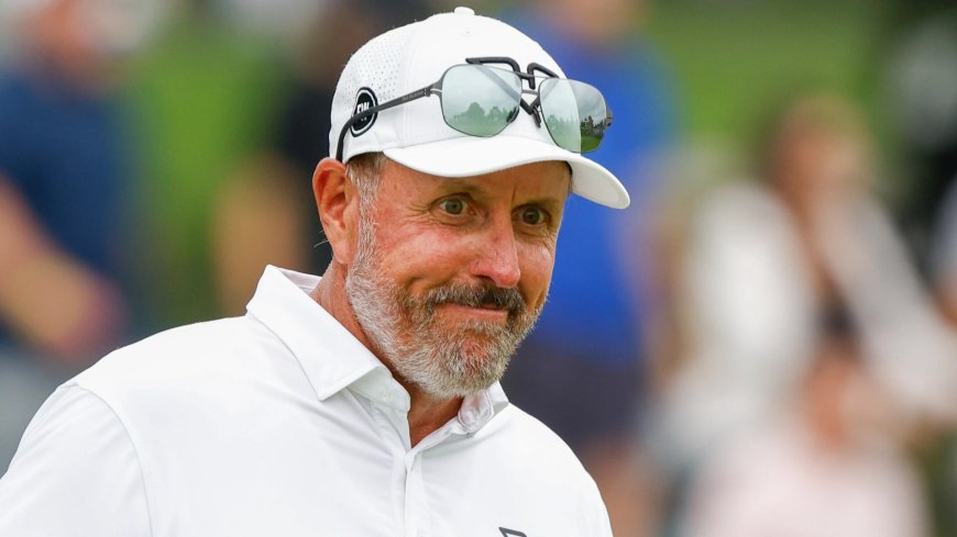 Phil Mickelson makes fun of US Ryder Cup hopeful ahead of Keegan Bradley press conference