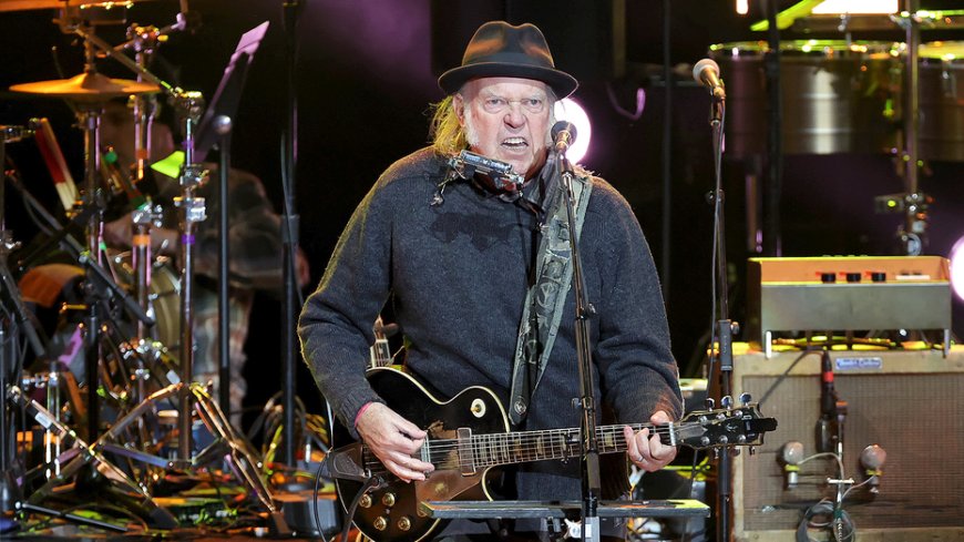 White House rips new Neil Young song slamming Trump's DC crime crackdown as 'cringe'