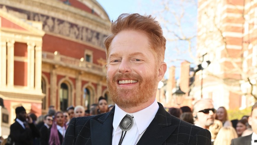 Jesse Tyler Ferguson Reveals the Advice He Gives Friends In Throuples