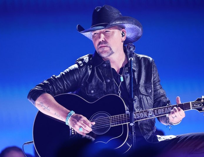 Jason Aldean discloses he suffered breakdown months after deadly 2017 Las Vegas shooting