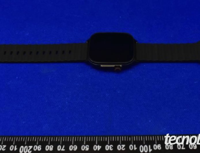 realme 真我 Watch 5 智能手表证件照曝光：1.97 英寸方屏、460mAh 电池，预估售 70 欧元