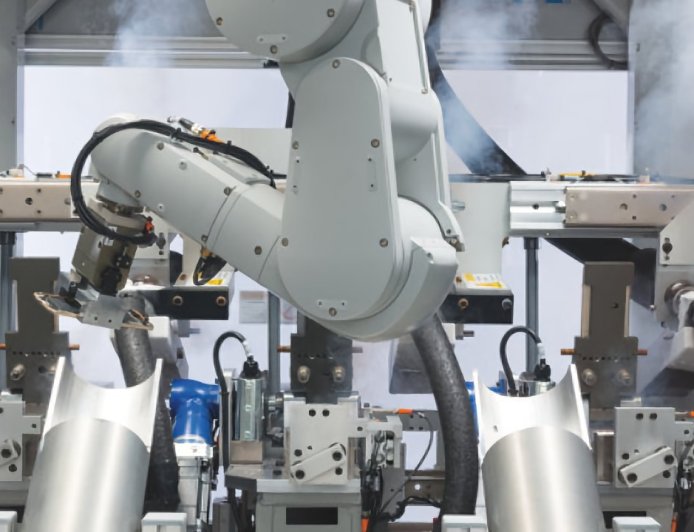 苹果强制供应商转型自动化，涉 iPhone、iPad 等主要产品线