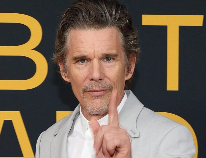 Ethan Hawke Compares On Set Romance To 'Falling In Love At Summer Camp'