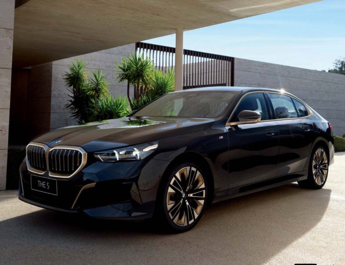 43.99 万元起新款宝马 5 系长轴距版 / i5 车型上市：新增“宝石青”车漆、标配无钥匙进入