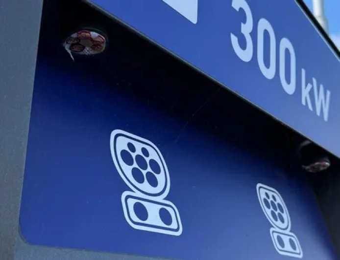 德国电动汽车充电电缆盗窃猖獗，单日 70 座充电站遭“洗劫”