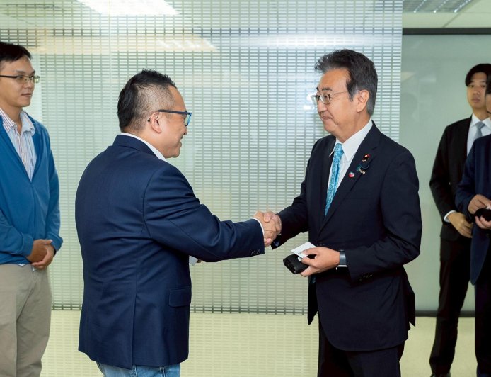 日自民黨議員訪民眾黨　周榆修：一生懸命面對中國威脅